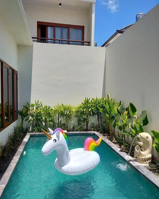 Al Mare Villa, New 3Br Modern Comfy Villa, Private Pool Seminyak 0*, Seminyak (Bali)